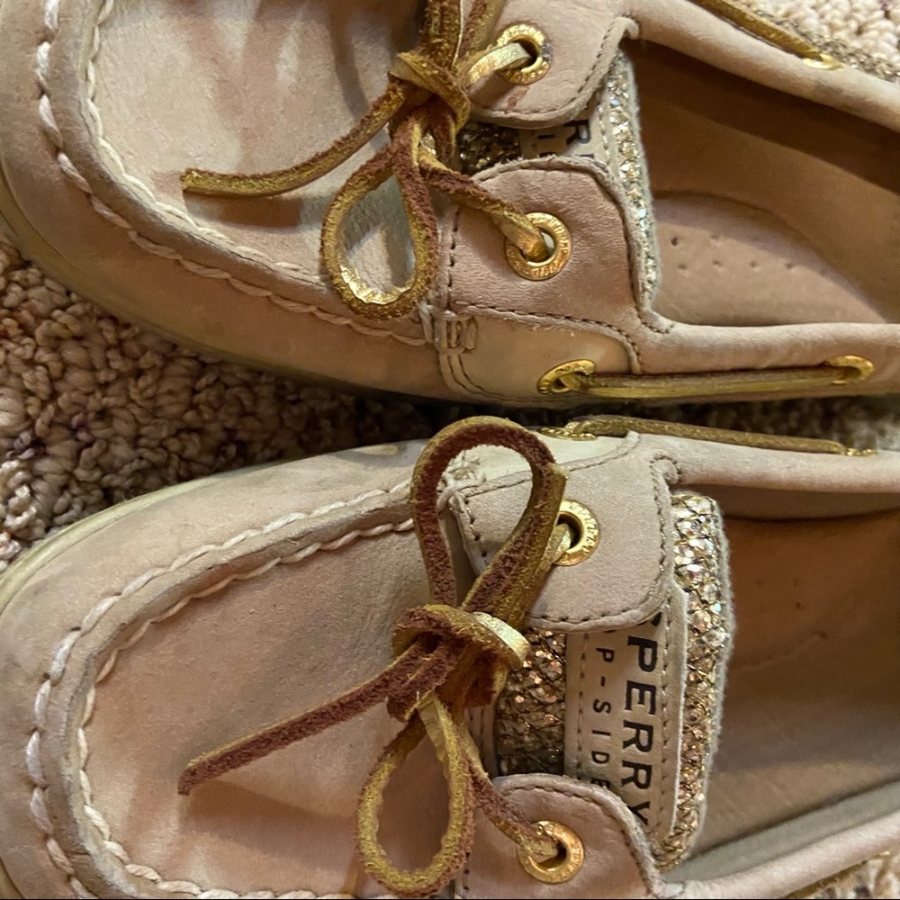 Women’s Gold Sperry size 8